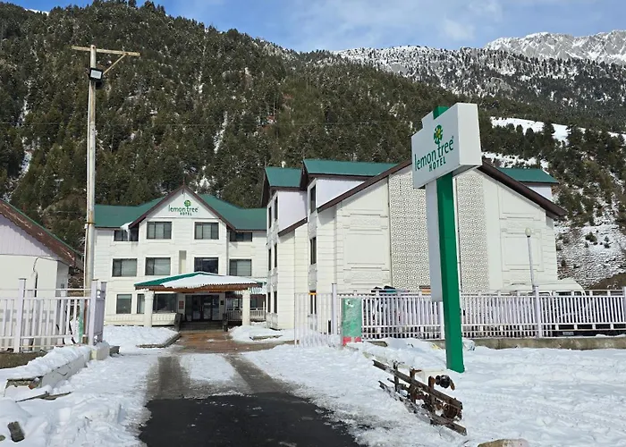 Lemon Tree Hotel, Sonmarg By The Riverside