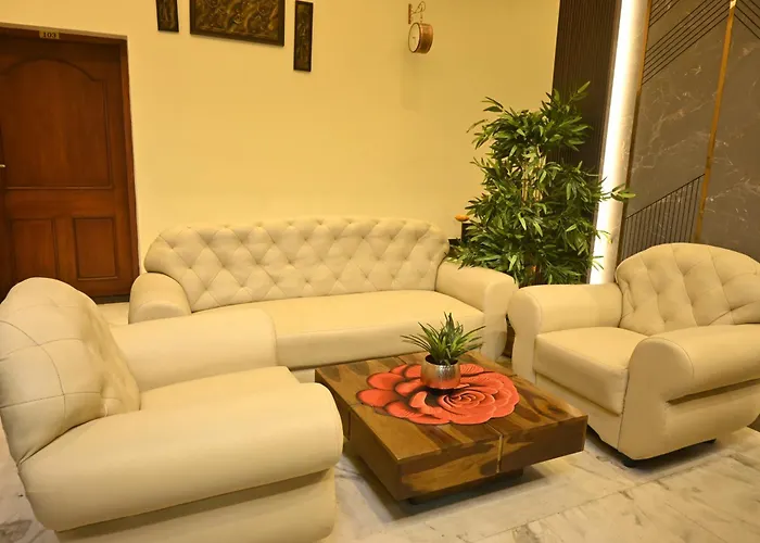 Suthanthira Stay Inn