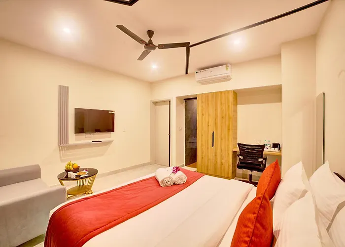 Gateway Transit Hotel
