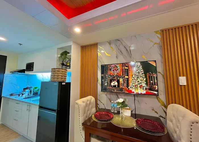 J&J Havenstay Ananda Square