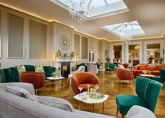 Cork's Vienna Woods Hotel&Villas