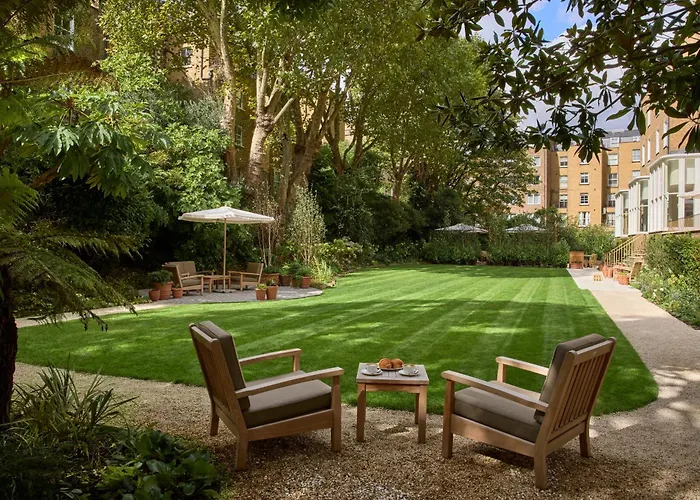 Hotel Miiro Templeton Garden London