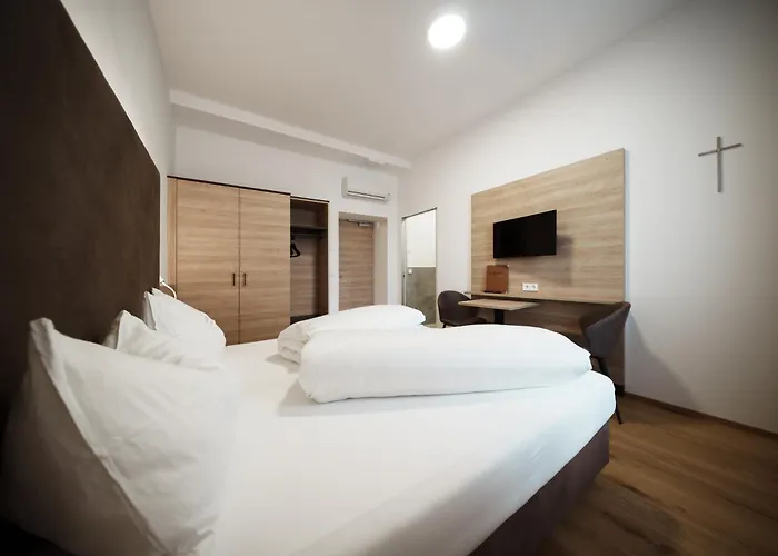 Hotel Kolpinghaus Bolzano