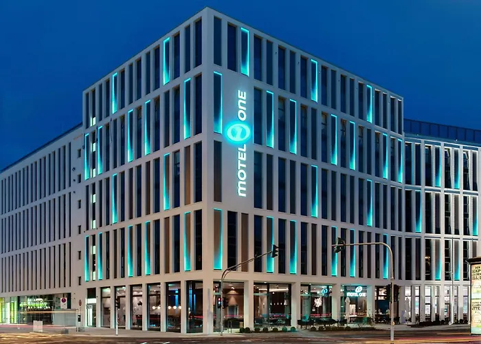 Motel One Köln-Waidmarkt