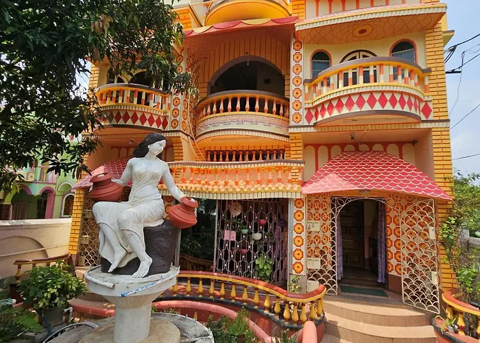 Monalisa Lodge