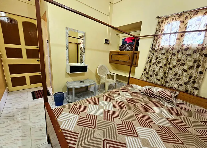 Monalisa Lodge