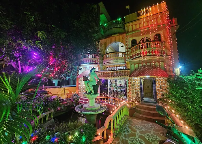 Monalisa Lodge