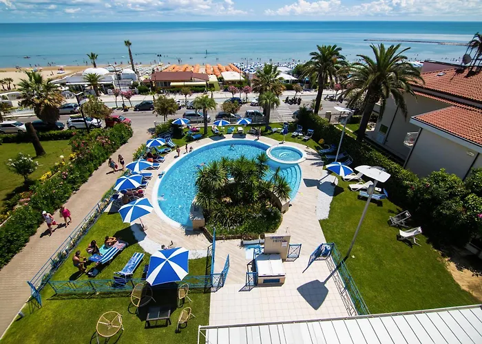 Hotel Jerry - Beachfront & Private Pool Grottammare