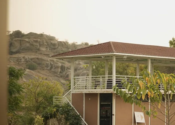 Elan Jawai Luxuria