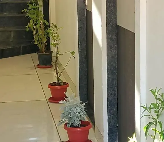 Hotel Prathamesh