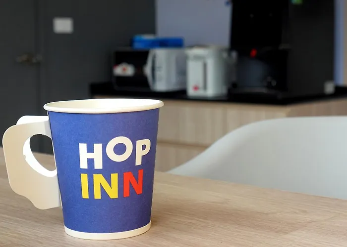 Hop Inn Tak