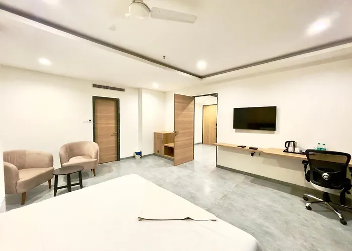 Hotel Chanakya