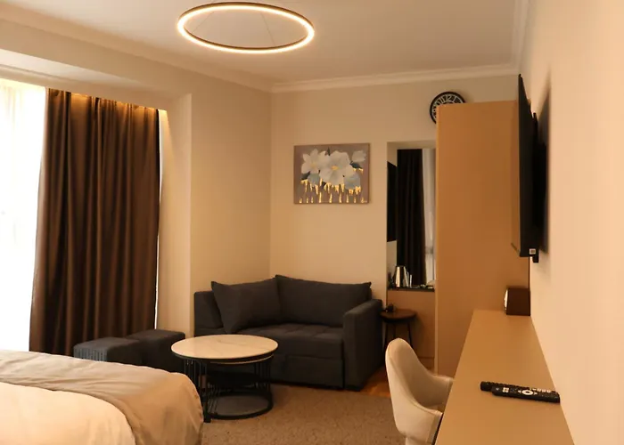 Bm Avenue Hotel