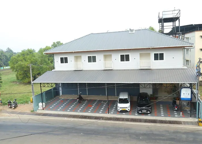 Cloud9 Airport Hotel