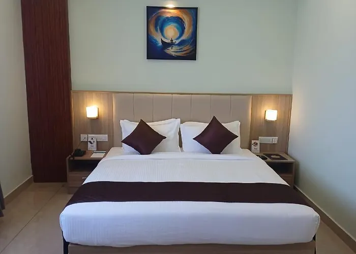 Hotel Maas Residency
