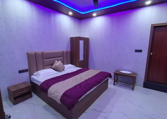 Hotel Shyam Prakash Lawn