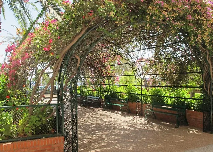 Hostal Velilla Almuñécar