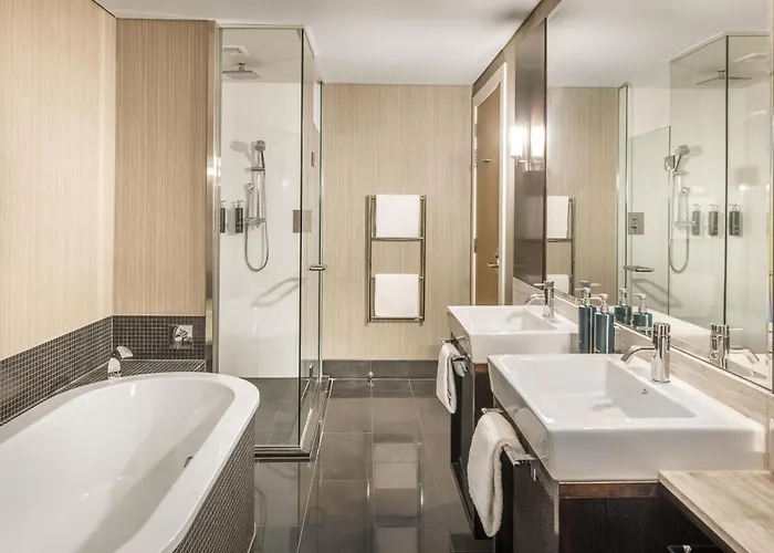 Hilton Queenstown Resort & Spa
