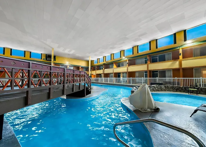 Suburban Studios, Kearney