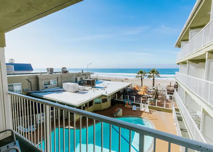 Surfer Beach Hotel San Diego