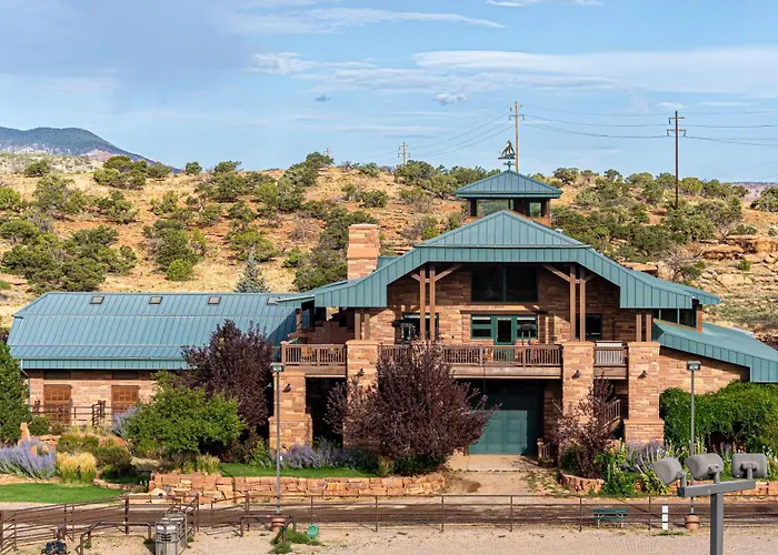 Cougar Ridge Resort
