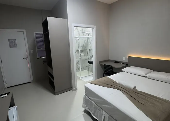 Hotel Verde Mares
