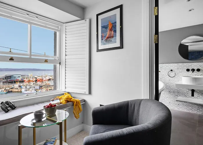 Vigilance Suite - Free Wi-Fi - Sea View