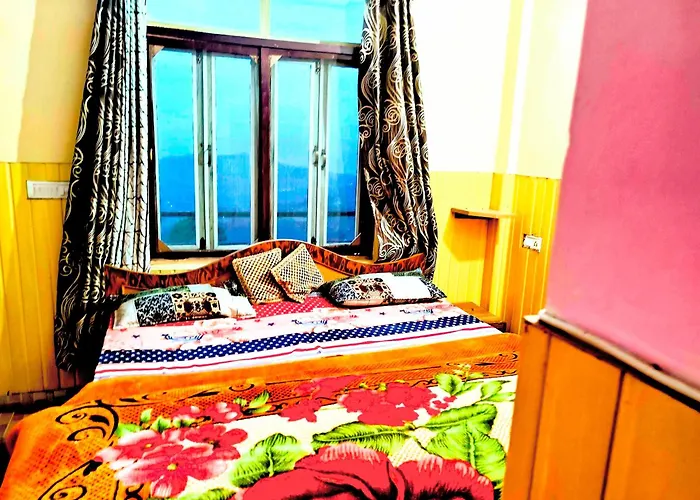 Himvadi Resorts Kausani