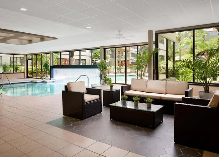 Sheraton Suites Orlando Airport Hotel