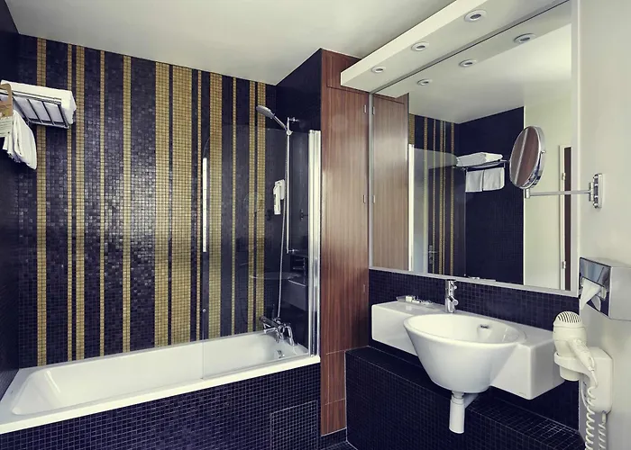 Hotel Relais De Lyon By Malone Parijs