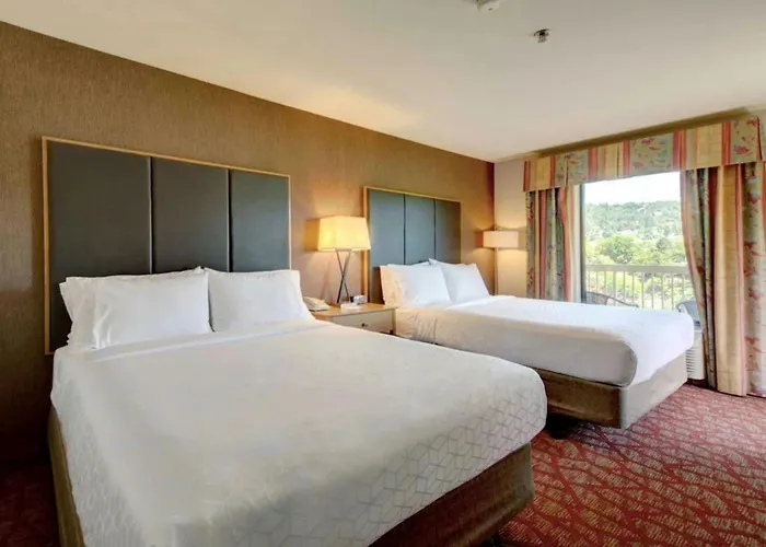 The Lodge At Roseburg
