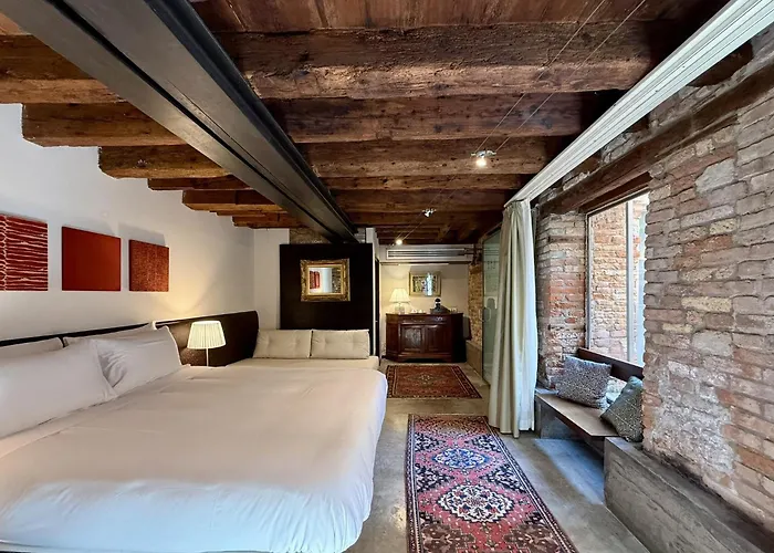 Avogaria 5 Rooms Veneza