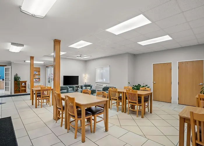 Days Inn By Wyndham Imlay City