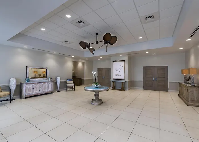 The Island House Hotel A Doubletree By Hilton Orange Beach