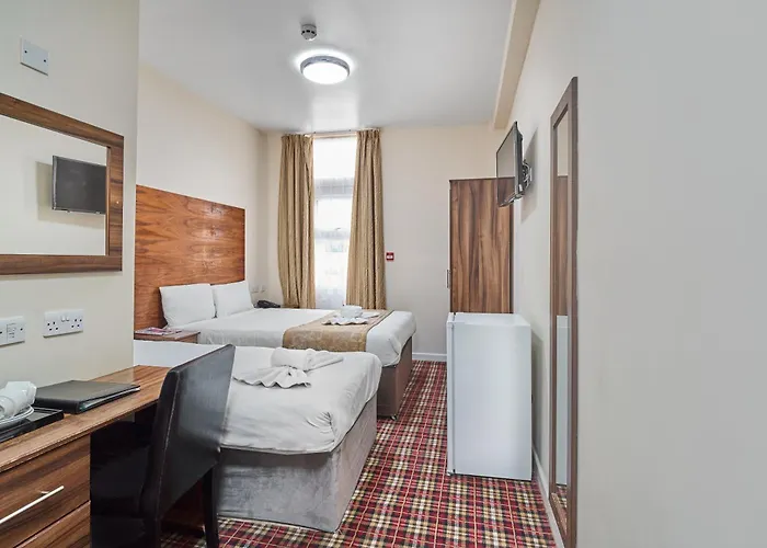Lucky 8 Hotel Ilford