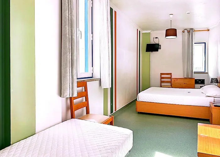 Weaa Hotel Nazaré