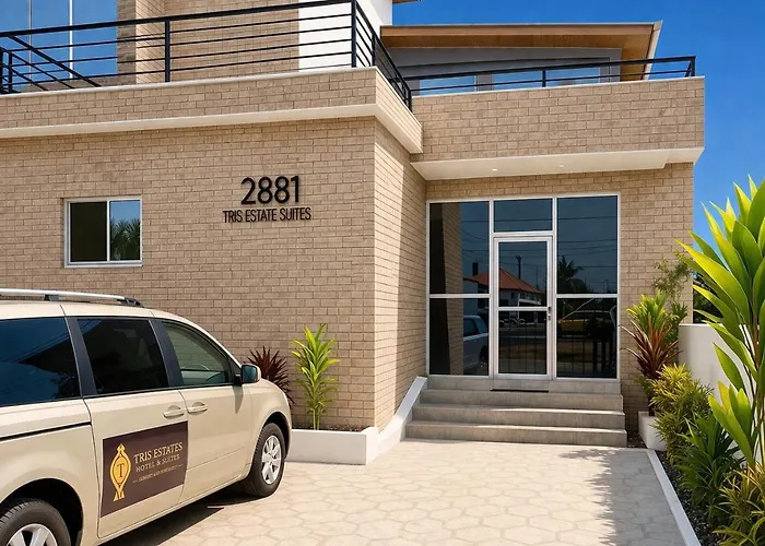 Tris Estates Hotel & Suites