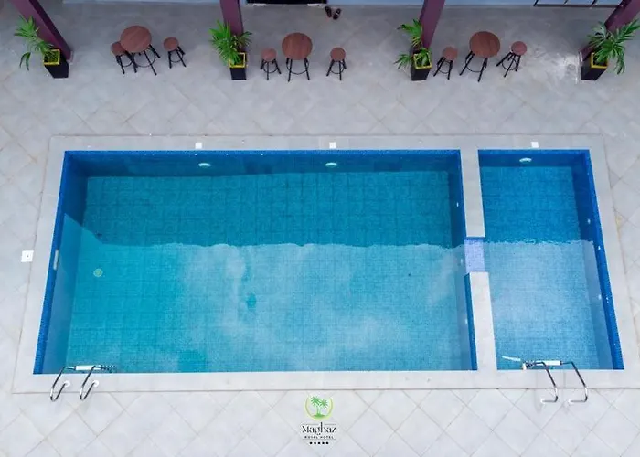 Maghaz Hotel