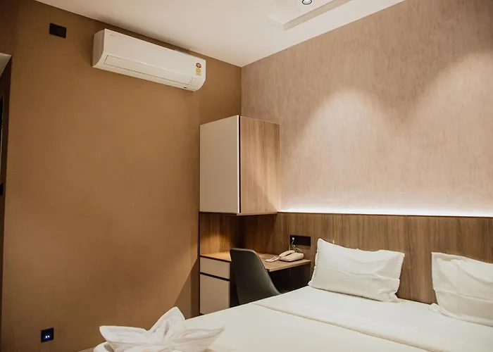 Varanashi Inn