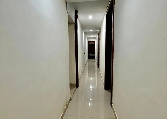 Jeevak Hotel