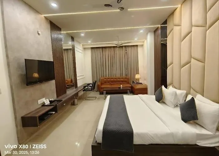 Hotel Switzerland In Dalhousie #Premium Room With Mountain View