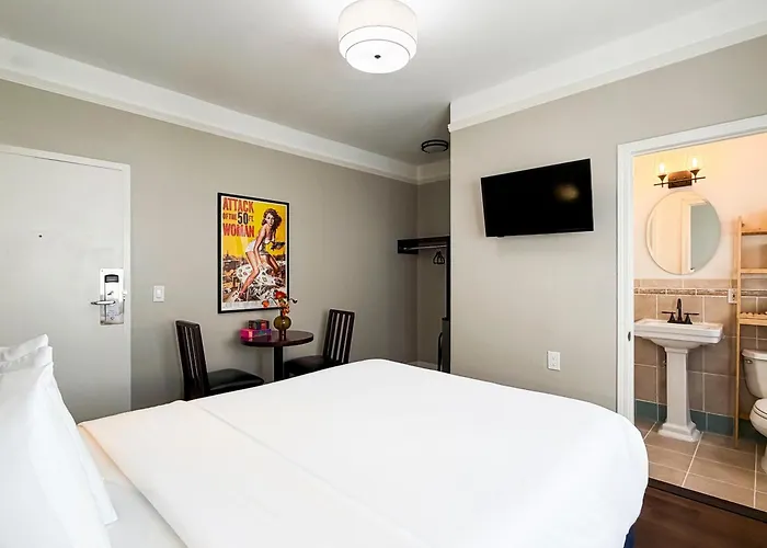 The Hotel Hollywood