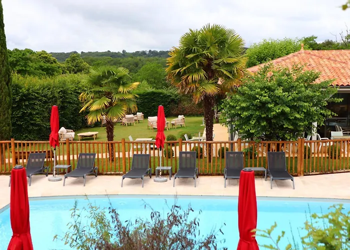 Hotel Le Mas de Castel - Piscine chauffee Sarlat