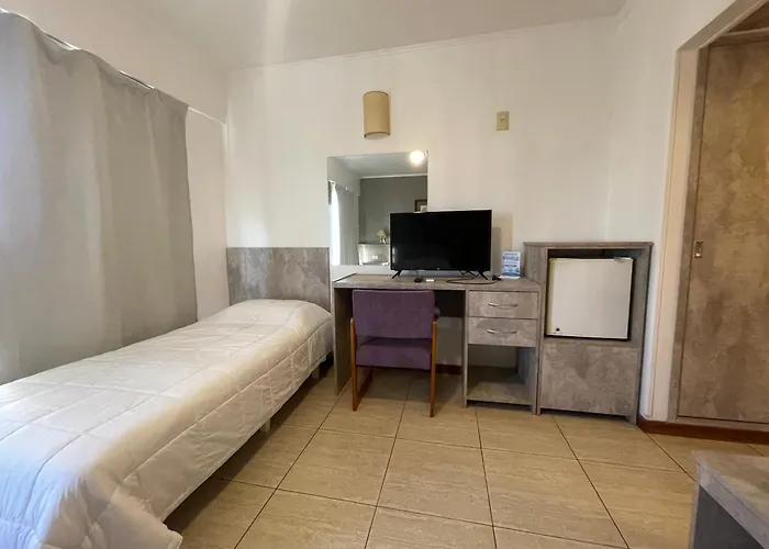 Julio Cesar Hotel Posadas