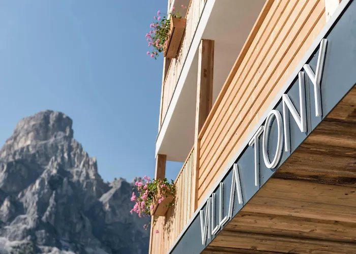 Villa Tony - Small Romantic Hotel Corvara In Badia