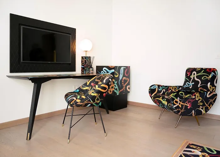 Savona 18 Suites - Preferred Hotels & Resorts