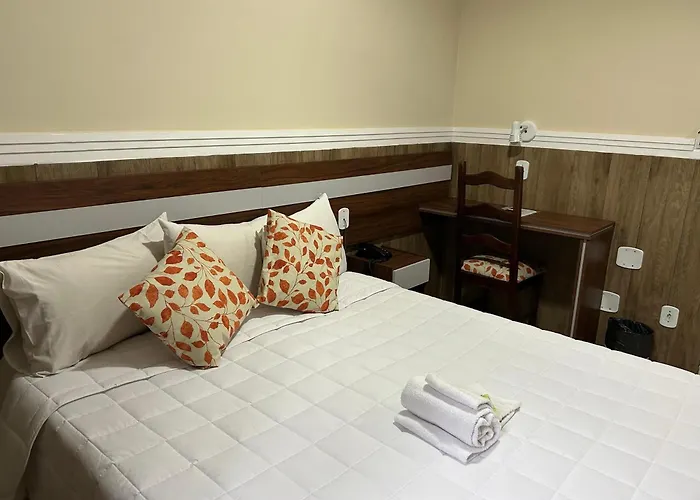 Hotel Colonial Piraí