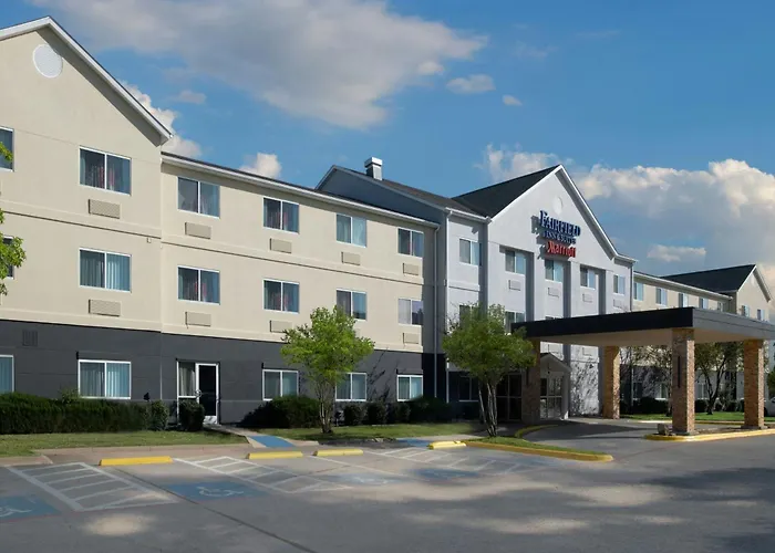 Fairfield Inn & Suites Dallas Park Central
