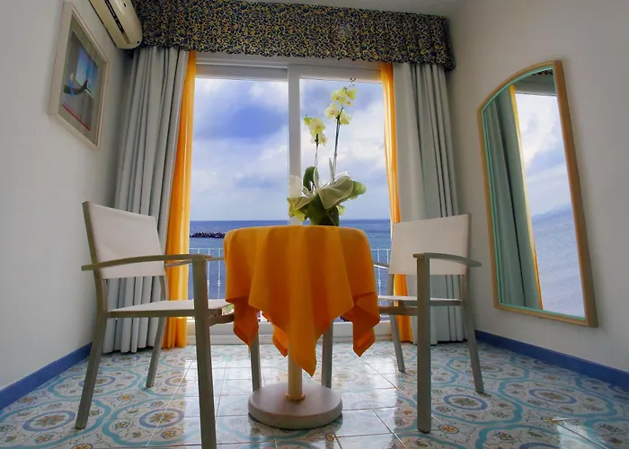 Hotel Solemare Beach & Beauty Spa Ischia