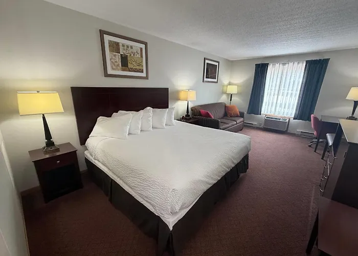 Travelodge By Wyndham Ishpeming/Marquette
